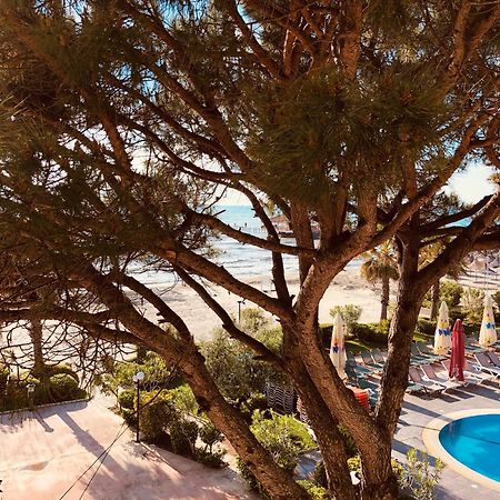 Mali i Robit Beachfront Apartment Golem  Exterior foto