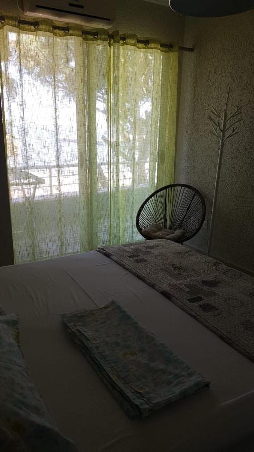 Mali i Robit Beachfront Apartment Golem  Exterior foto